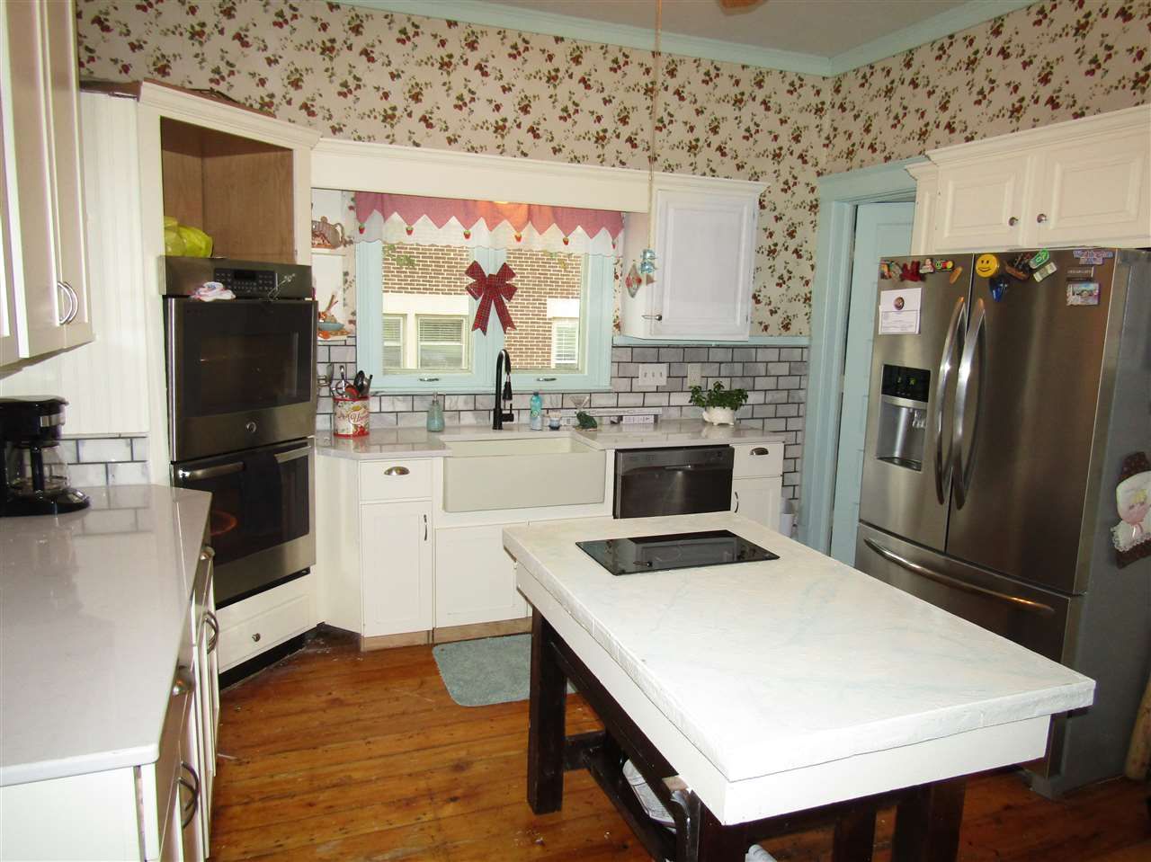 825 E Court St, Janesville, WI 53545